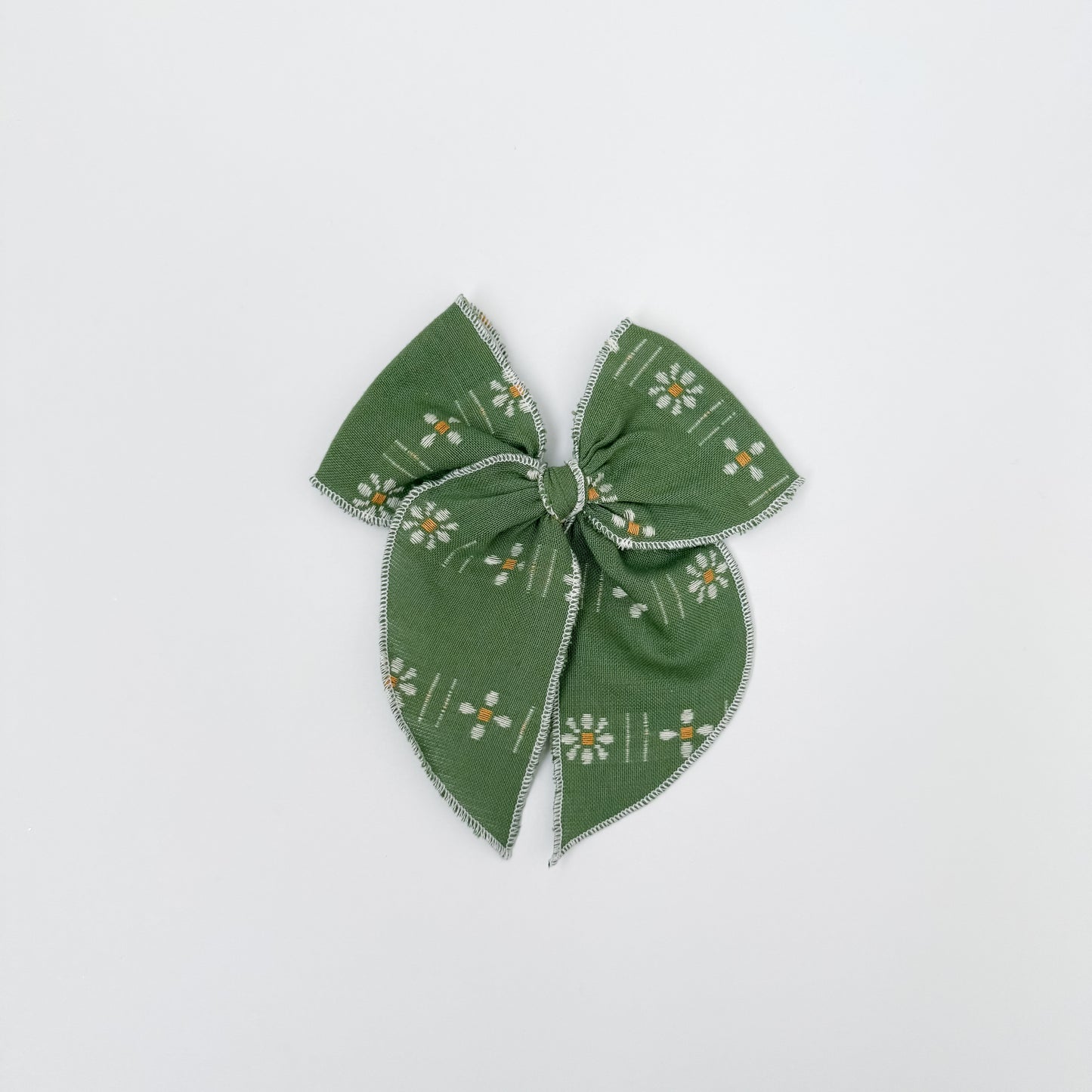 Green Daisy Fable Bow