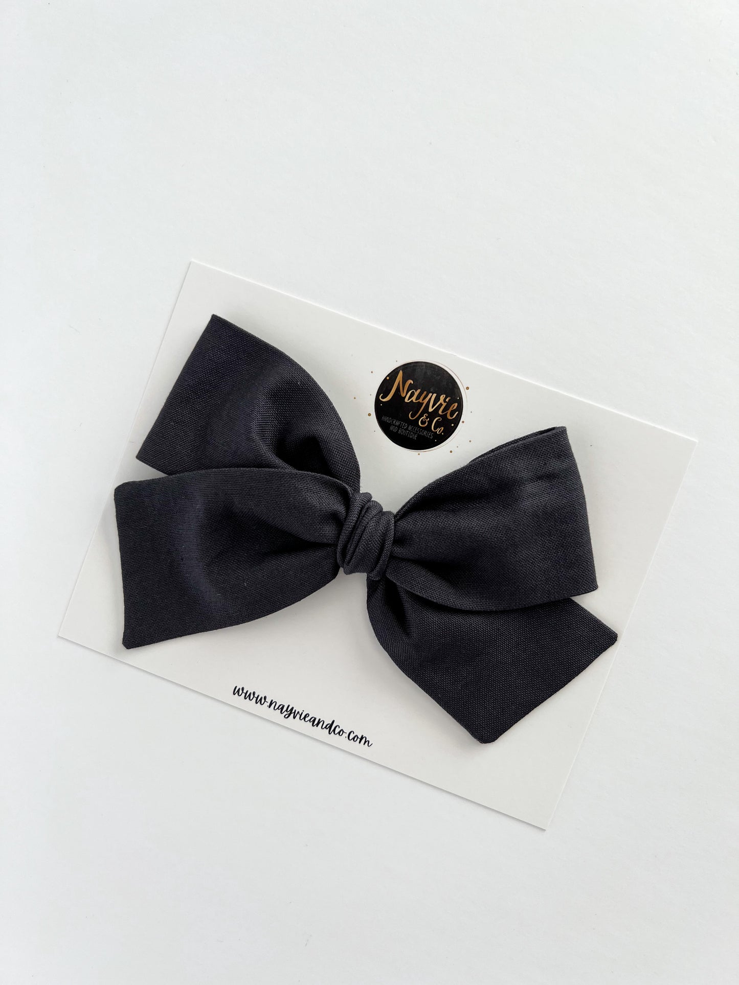 Charcoal Hand-tied Bow