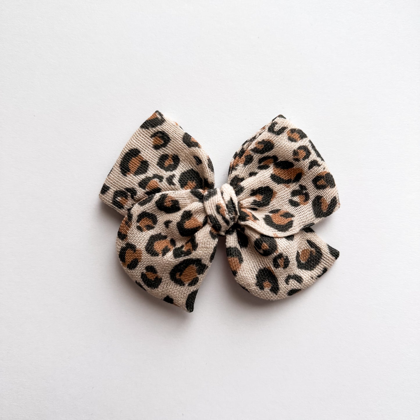 Leopard Gauze Hand-tied Bow