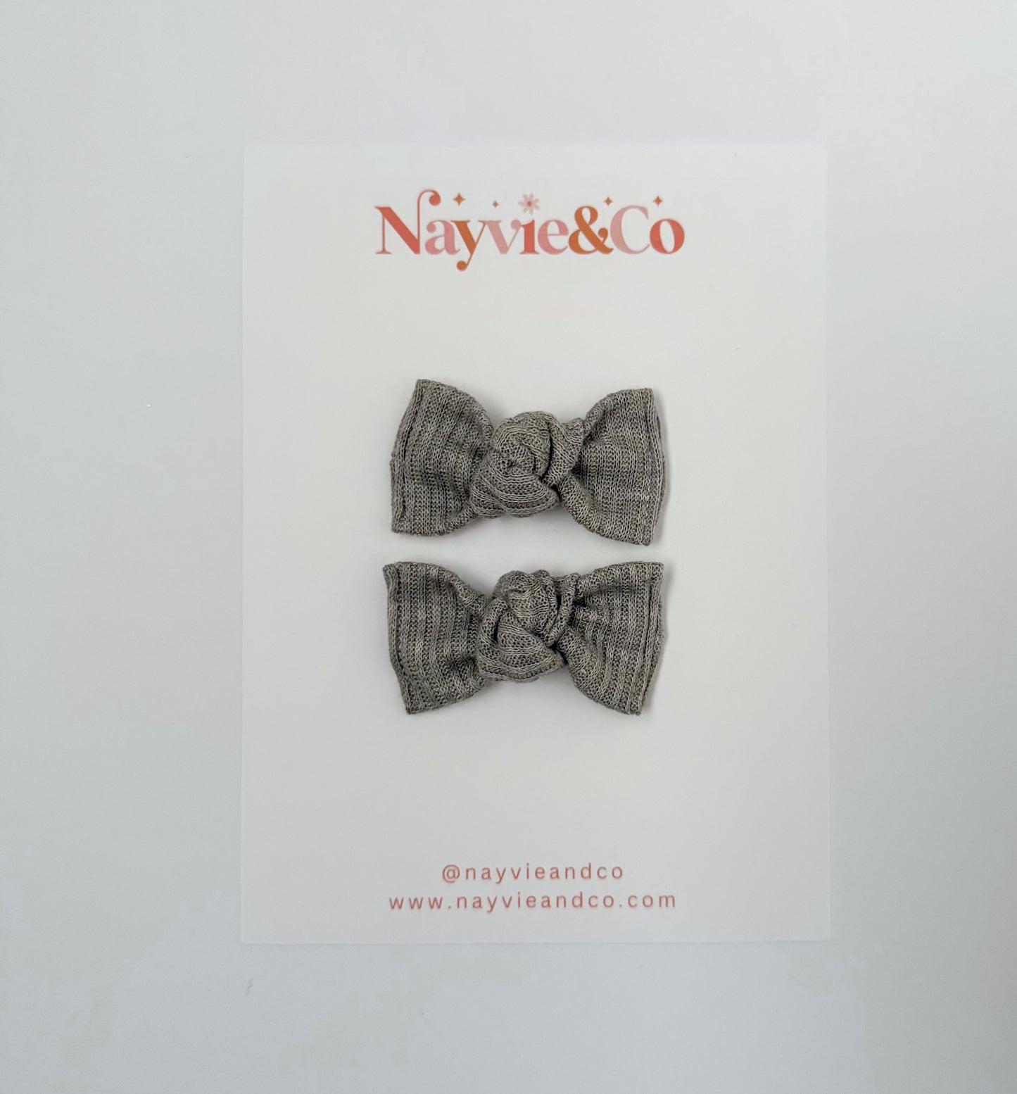 Gray Ribbed KNOTTED PIGGY SET