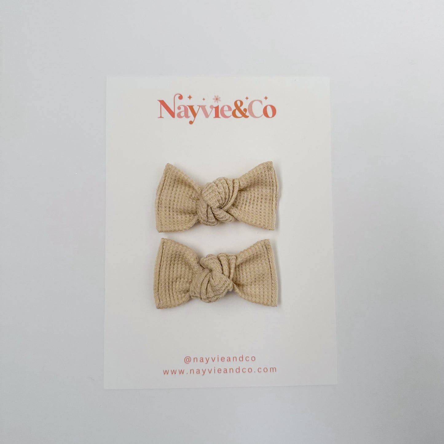 Oatmeal KNOTTED PIGGY SET