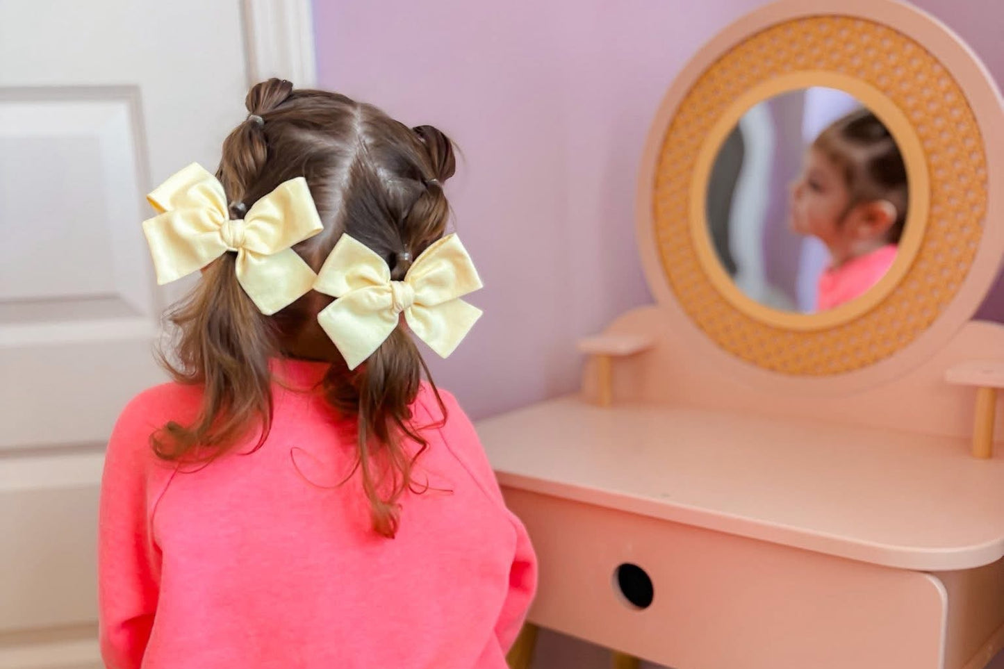 Butter Yellow Hand-tied Bow