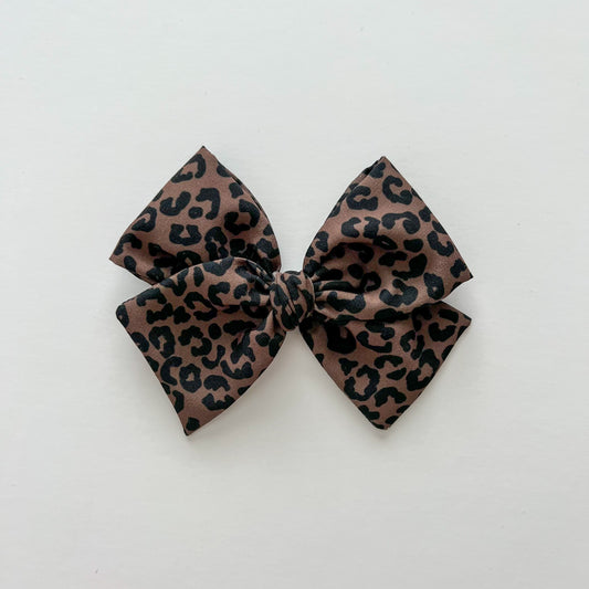 Leopard Hand-tied Bow