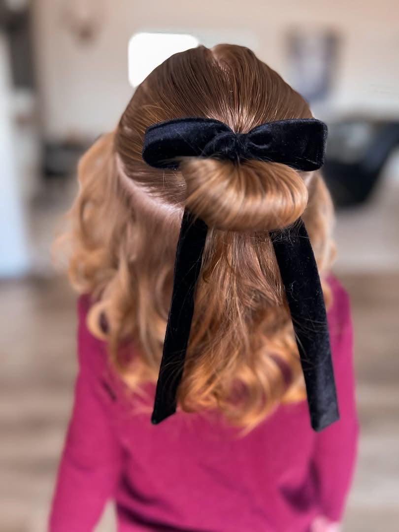 Black Velvet Long Tail Bow