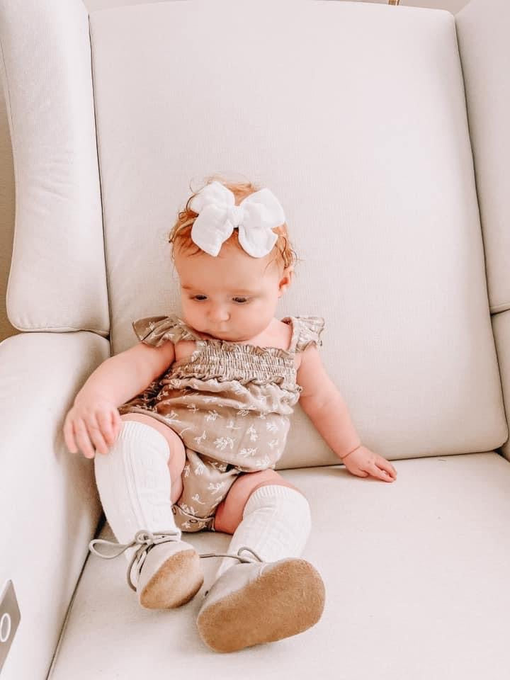 White Gauze Hand-tied Bow