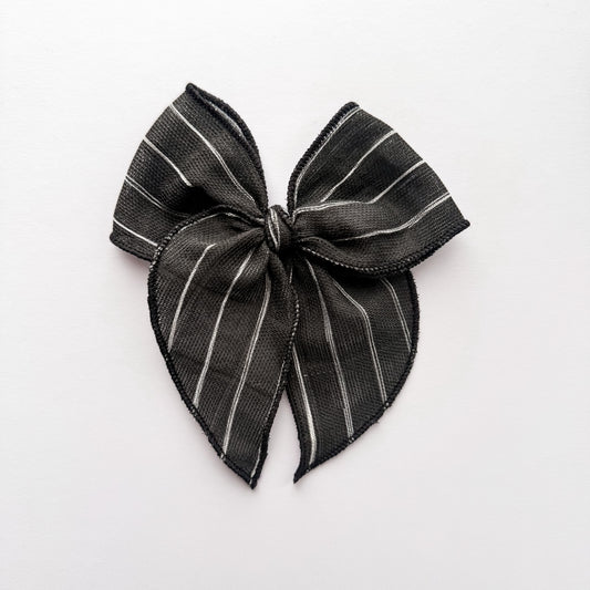 RTS Medium Black+White Stripe Gauze Fable Bow