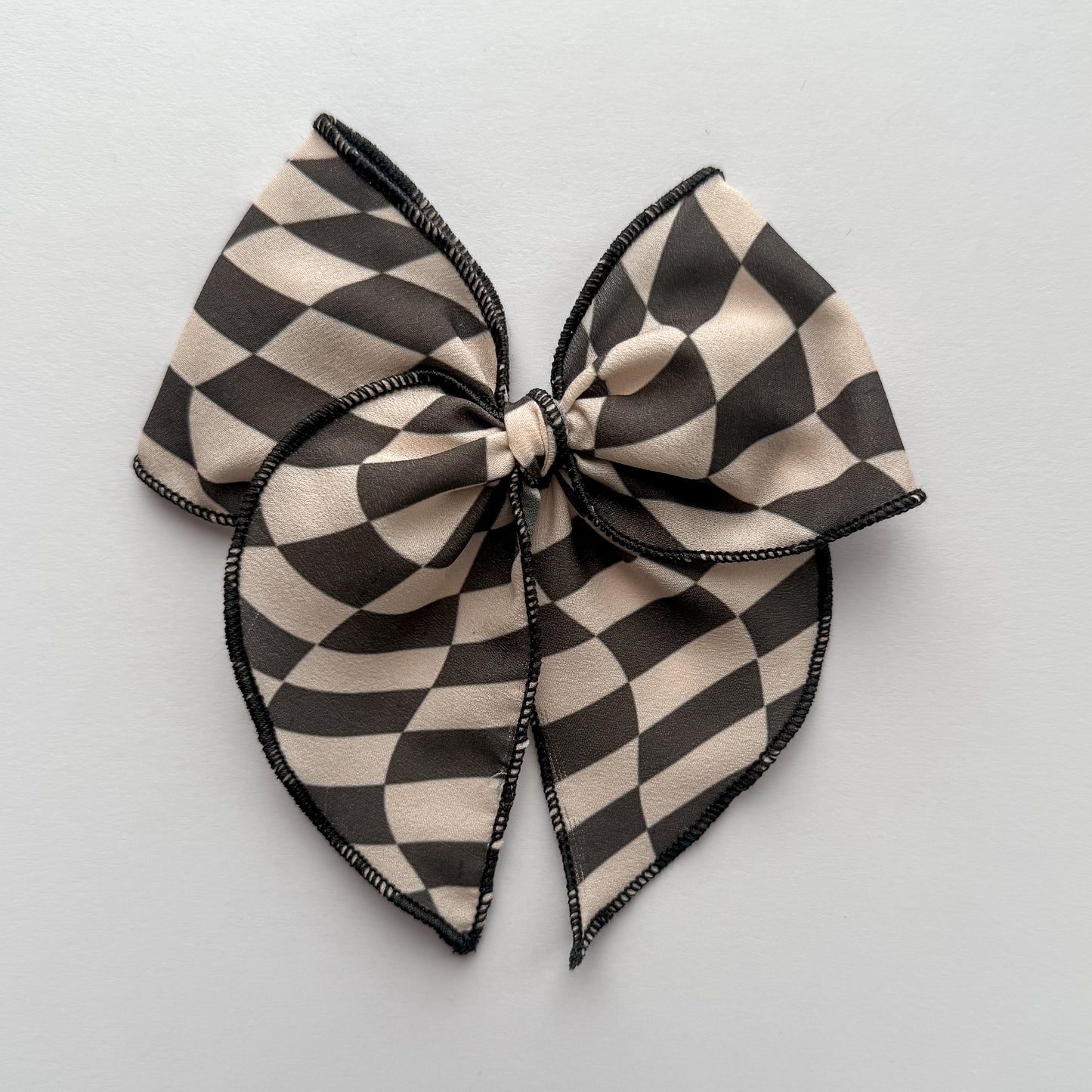 RTS Medium Wavy Check Fable Bow
