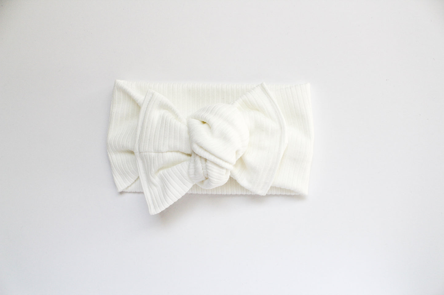 White Ribbed Chunky Knotted Headwrap
