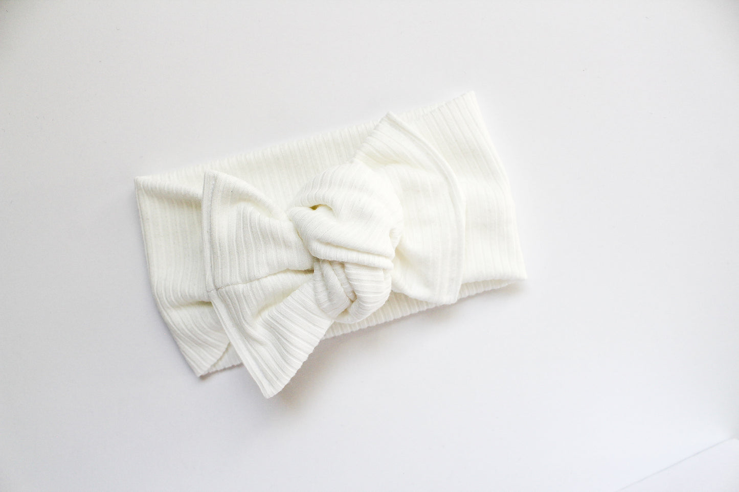 White Ribbed Chunky Knotted Headwrap
